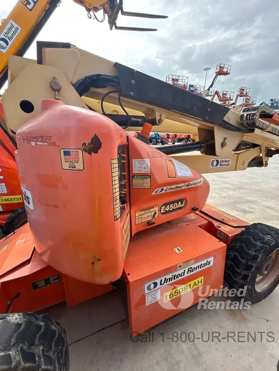 2016 JLG E450AJ Articulating Boom Lift