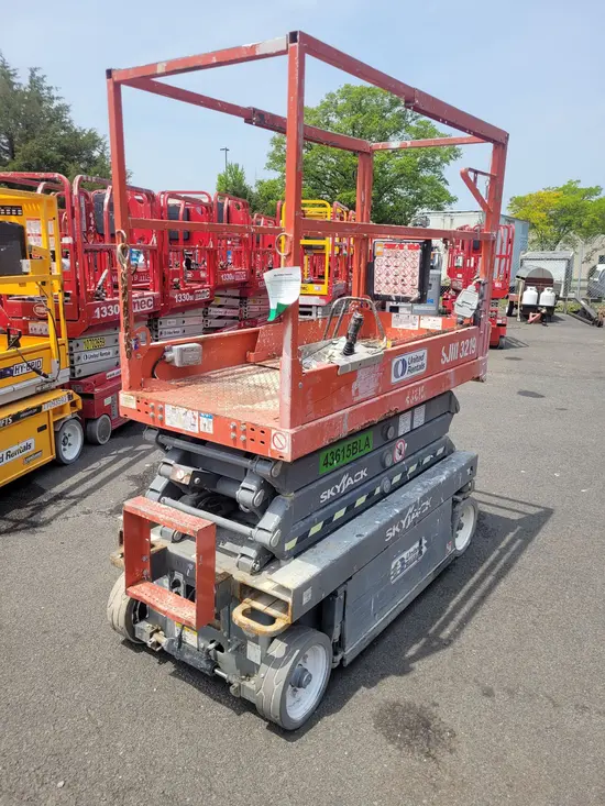 2017 Skyjack SJIII3219 Scissor Lift