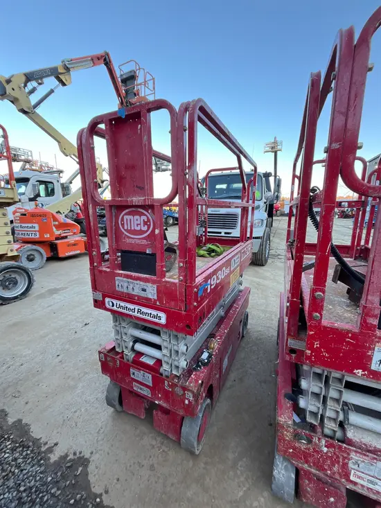 2018 MEC 1930SE Scissor Lift
