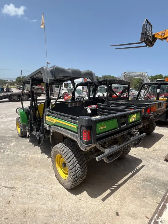 2022 John Deere XUV855M S4 Utility Vehicle