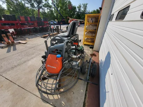 2022 Husqvarna CRT 48 Screed/Trowel