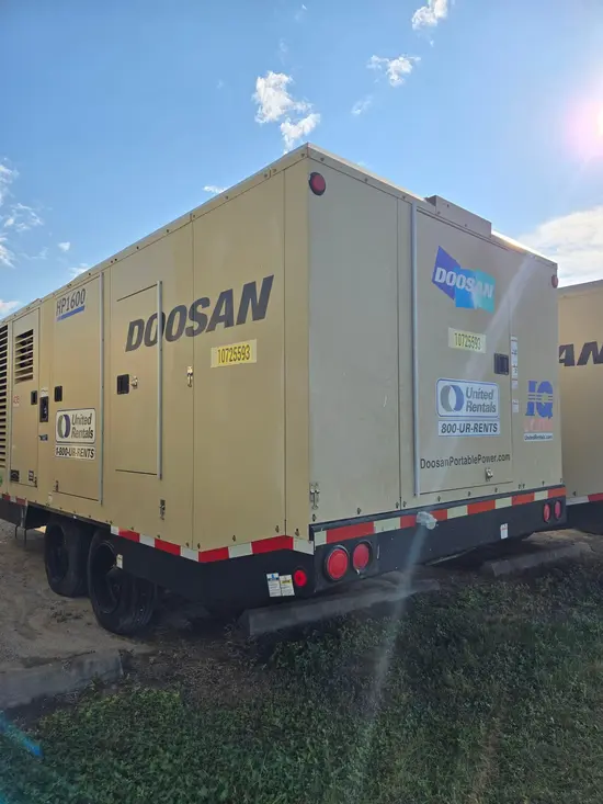 2018 Doosan HP1600WCU-T4FIQ Air Compressor