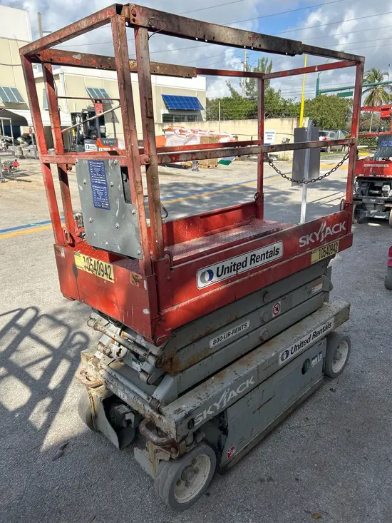 2016 Skyjack SJIII3219 Scissor Lift