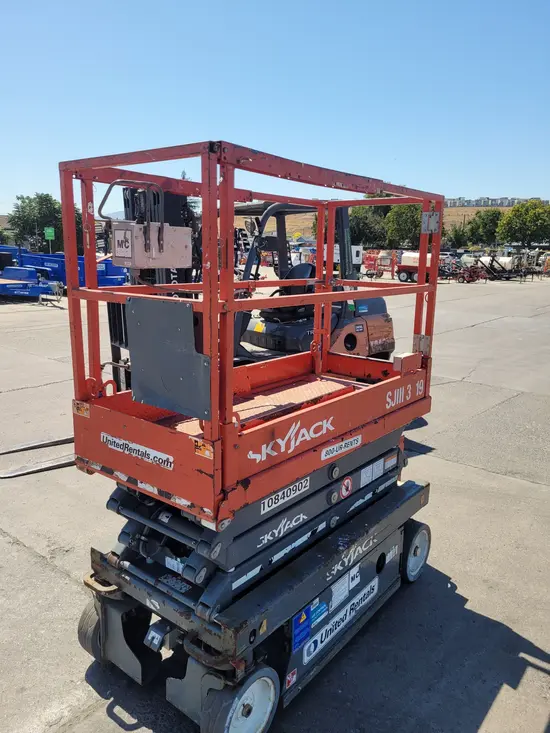 2018 Skyjack SJIII3219 Scissor Lift
