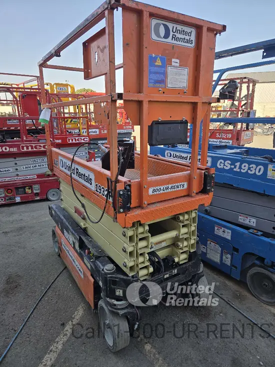 2018 JLG 1932R Scissor Lift