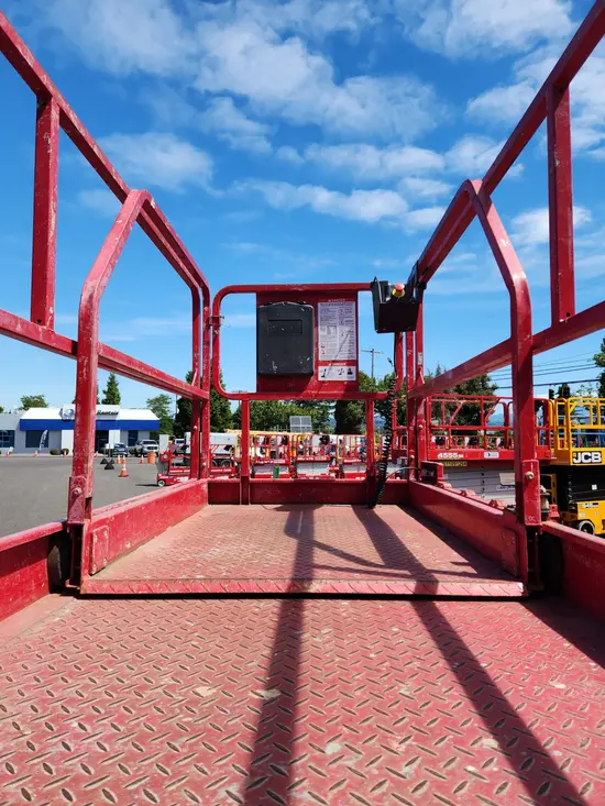 2018 MEC 4555SE Scissor Lift