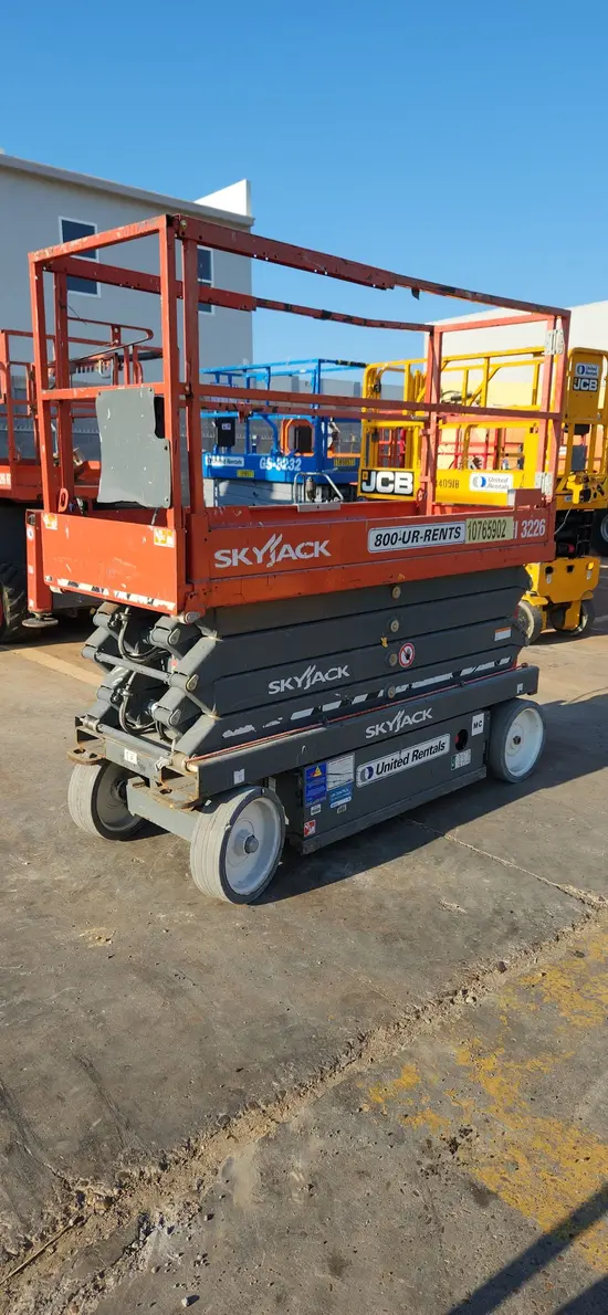 2018 Skyjack SJIII3226 Scissor Lift