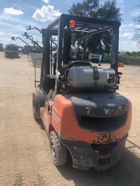2014 Toyota 8FGU25 Forklift