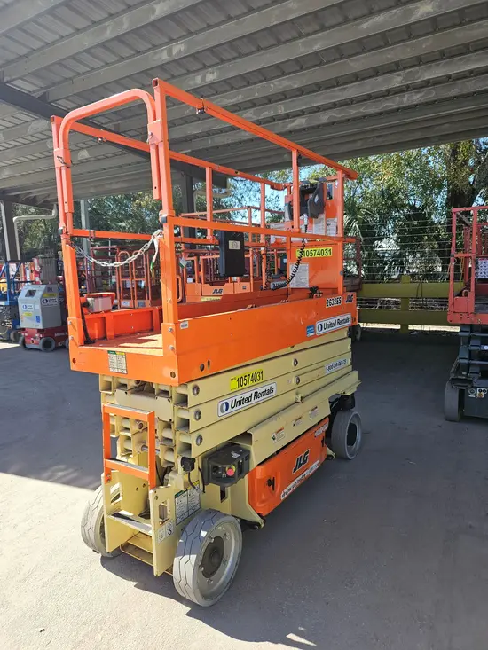 2017 JLG 2632ES Scissor Lift
