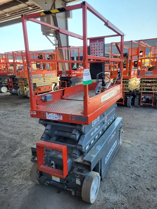 2017 Skyjack SJIII3219 Scissor Lift