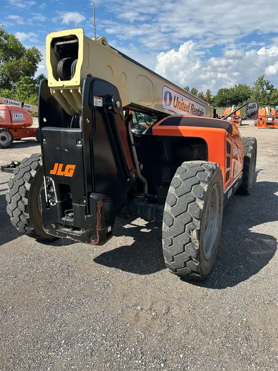 2018 JLG 742 Forklift