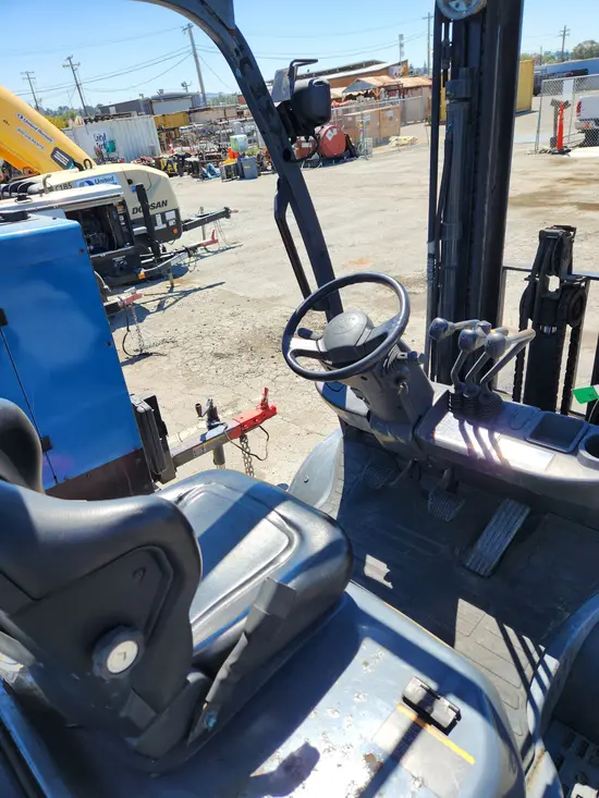 2018 Toyota 8FDU30 Warehouse Forklift