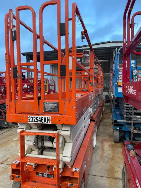 2019 Snorkel S3226E Scissor Lift