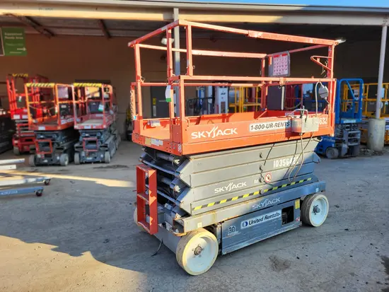 2015 Skyjack SJIII4632 Scissor Lift