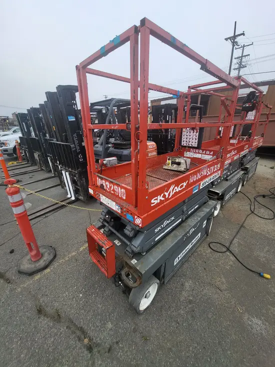 2018 Skyjack SJIII3219 Scissor Lift
