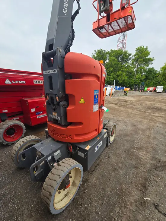 2017 Skyjack SJ30ARJE Articulating Boom Lift