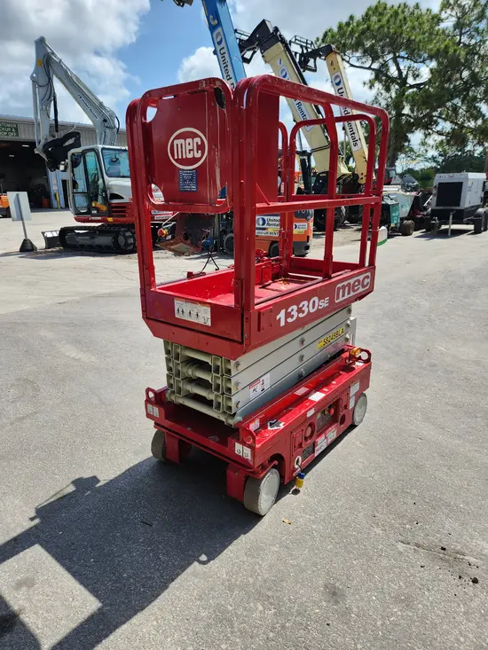 2018 MEC 1330SE Scissor Lift