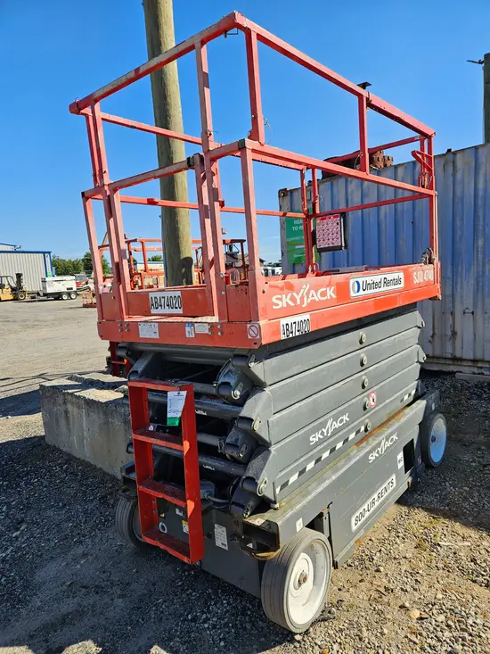 2018 Skyjack SJIII4740 Scissor Lift