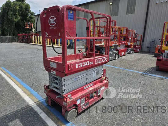 2018 MEC 1330SE Scissor Lift