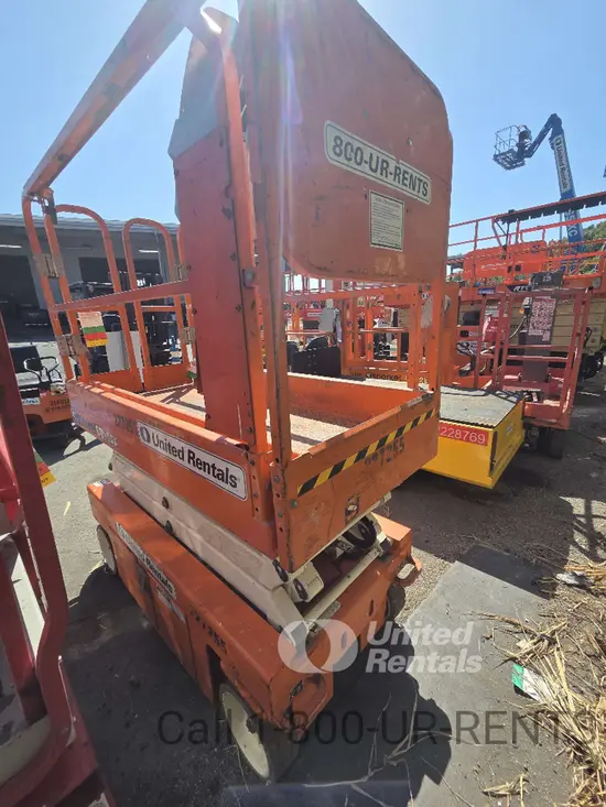 2019 Snorkel S3219E Scissor Lift