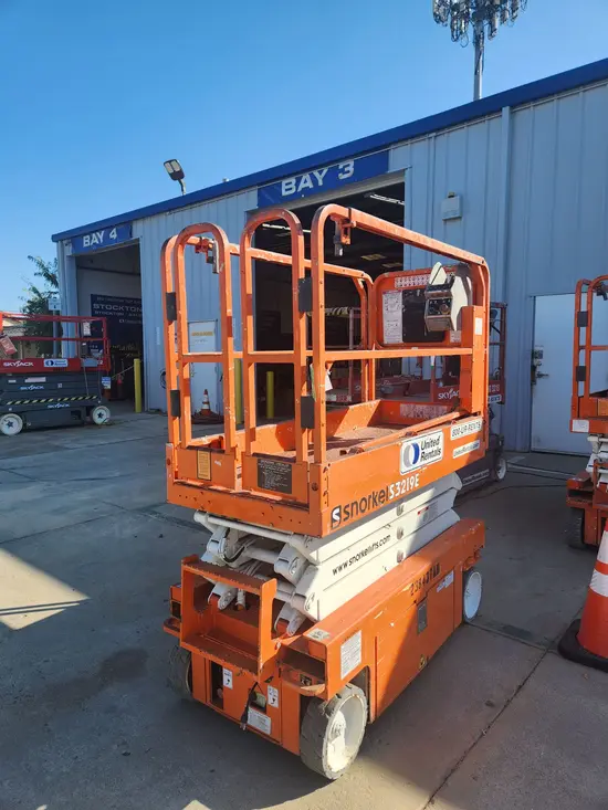 2019 Snorkel S3219E Scissor Lift