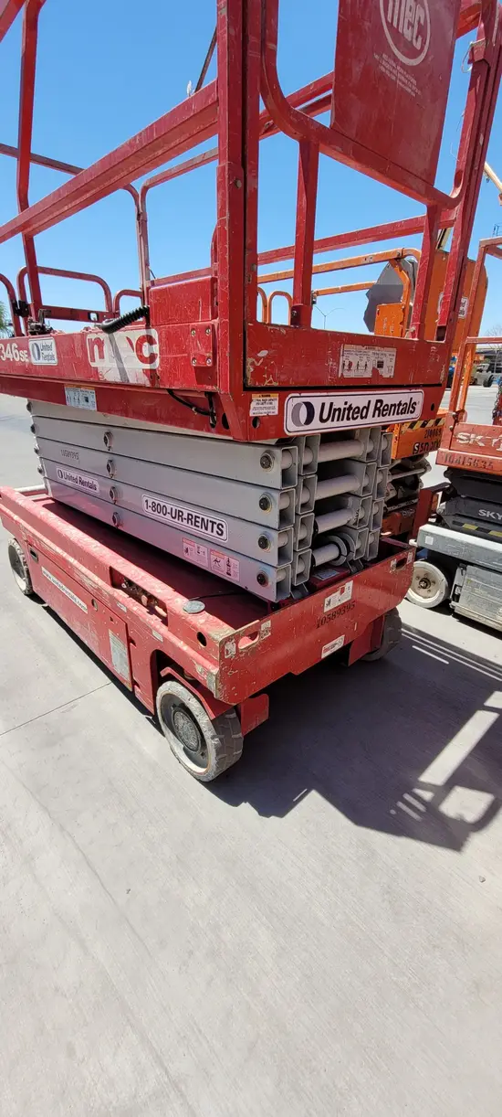 2017 MEC 3346SE Scissor Lift