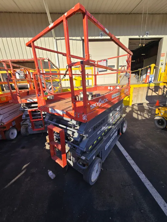 2016 Skyjack SJIII4632 Scissor Lift