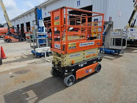 2018 JLG 1932R Scissor Lift