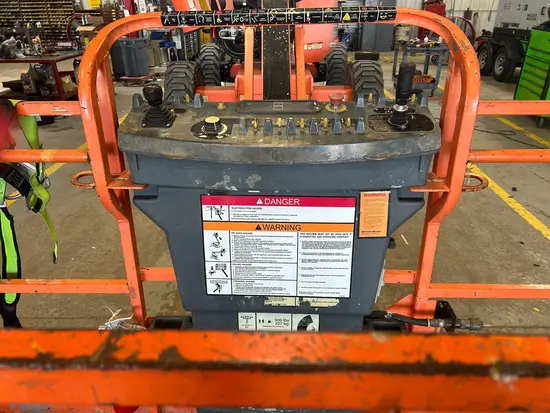 2015 JLG 600AJ Articulating Boom Lift