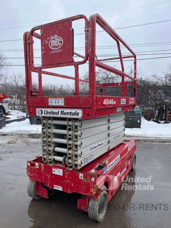 2017 MEC 4046SE Scissor Lift