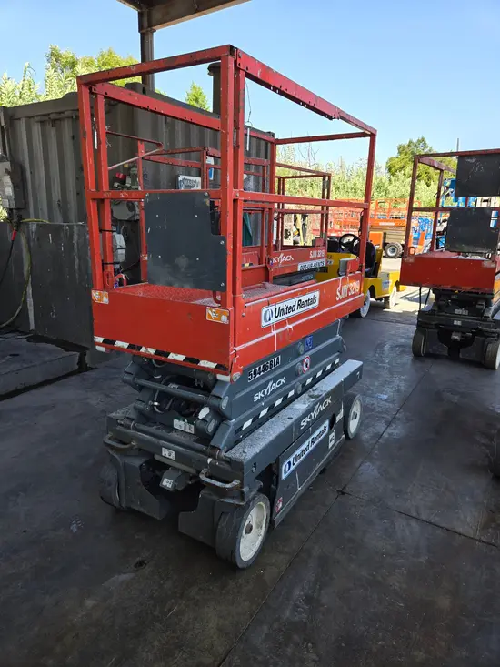 2018 Skyjack SJIII3219 Scissor Lift