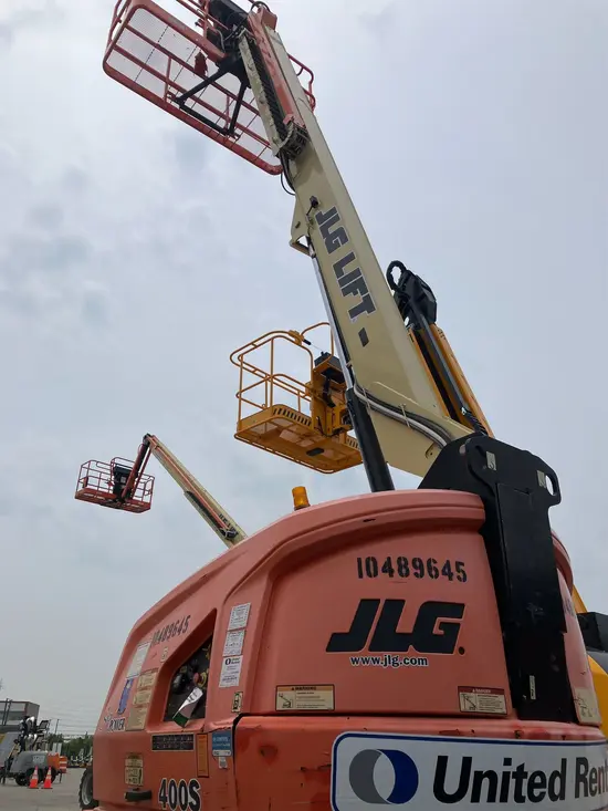 2016 JLG 400S Boom Lift