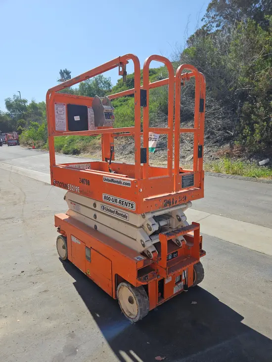 2019 Snorkel S3219E Scissor Lift