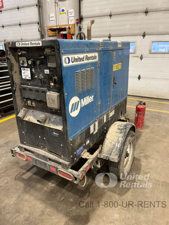 2021 Miller Welders Big Blue 500 Welder
