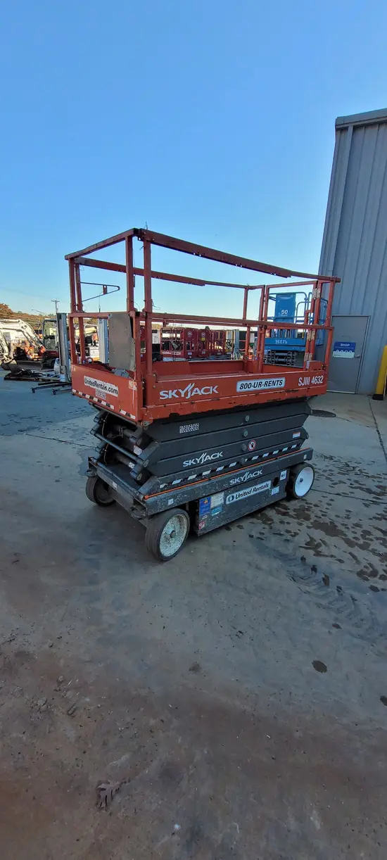 2018 Skyjack SJIII4632 Scissor Lift