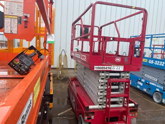 2017 MEC 4046SE Scissor Lift