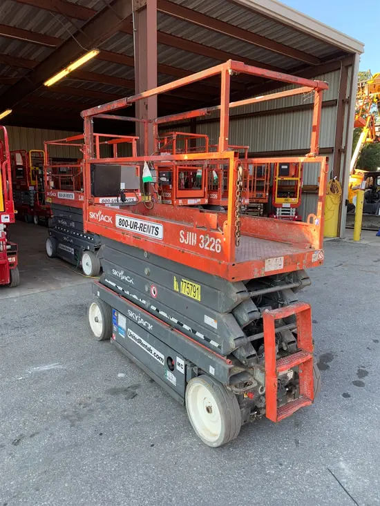 2018 Skyjack SJIII3226 Scissor Lift