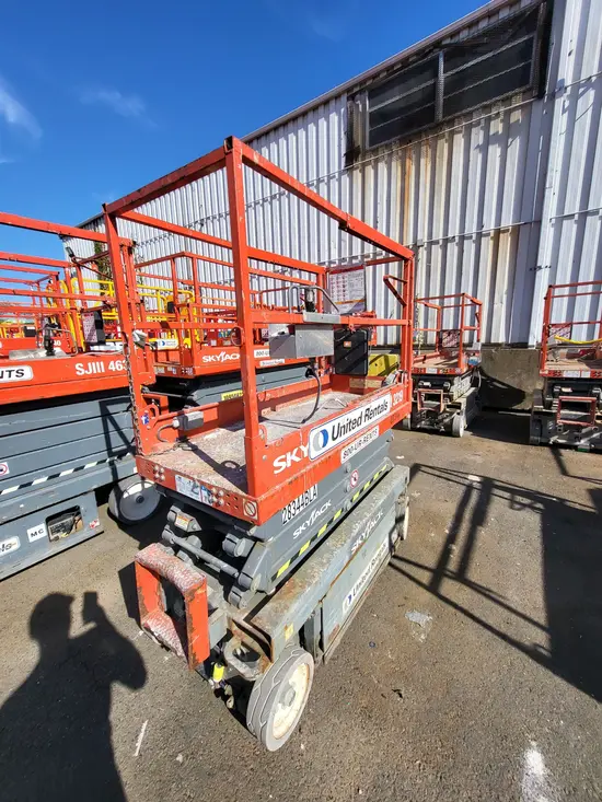 2016 Skyjack SJIII3219 Scissor Lift