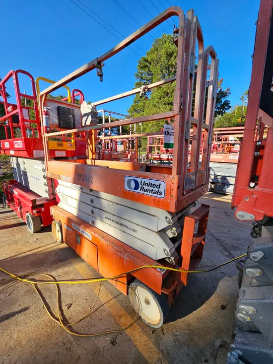 2018 Snorkel S3226E Scissor Lift