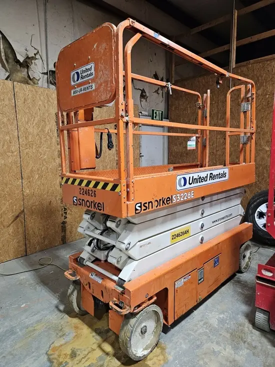 2019 Snorkel S3226E Scissor Lift