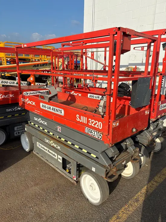2019 Skyjack SJIII3220 Scissor Lift