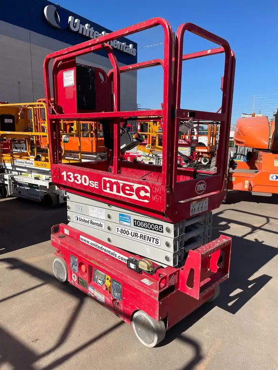 2017 MEC 1330SE Scissor Lift