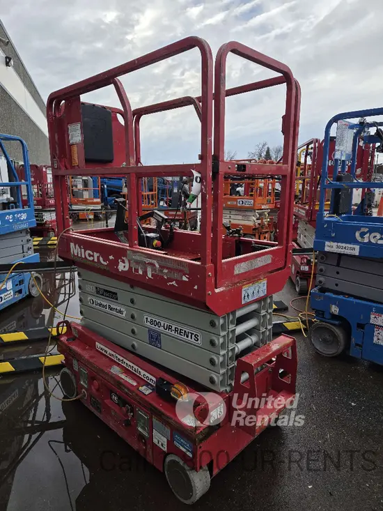 2019 MEC MICRO 19 Scissor Lift
