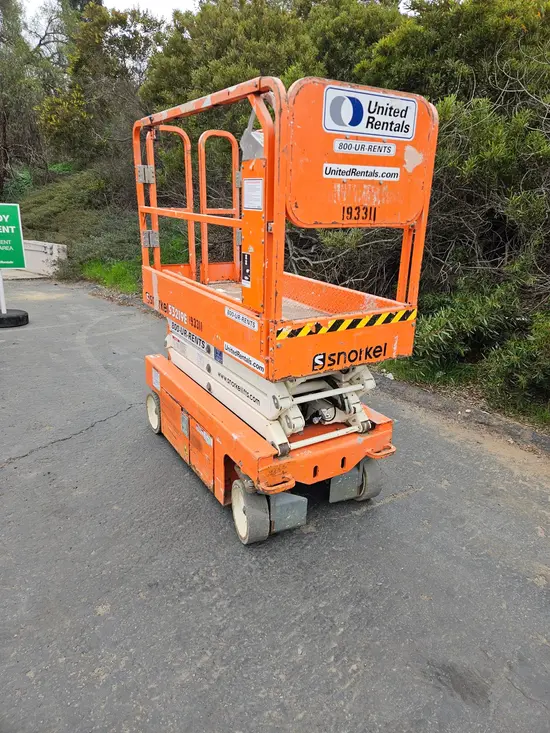 2017 Snorkel S3219E Scissor Lift