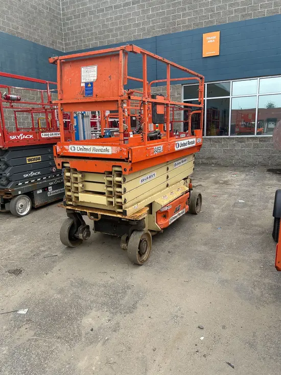 2017 JLG 3246ES Scissor Lift
