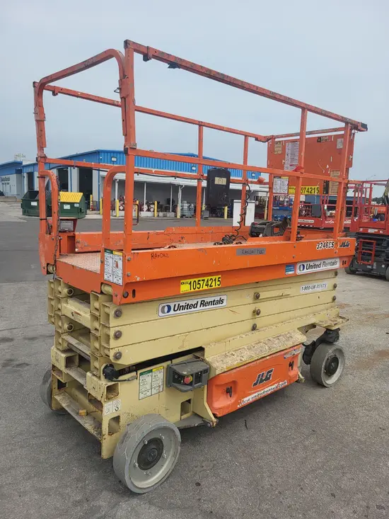 2017 JLG 3246ES Scissor Lift