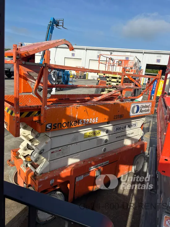 2019 Snorkel S3226E Scissor Lift