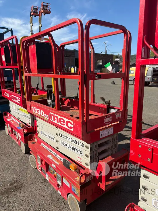 2020 MEC 1330SE Scissor Lift