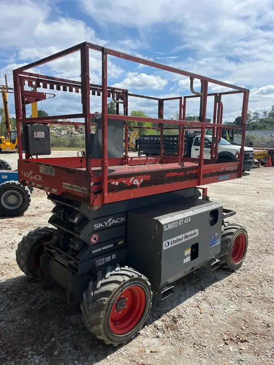 2018 Skyjack SJ6832RT Rough Terrain Scissor Lift