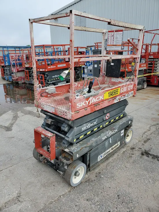 2016 Skyjack SJIII3219 Scissor Lift